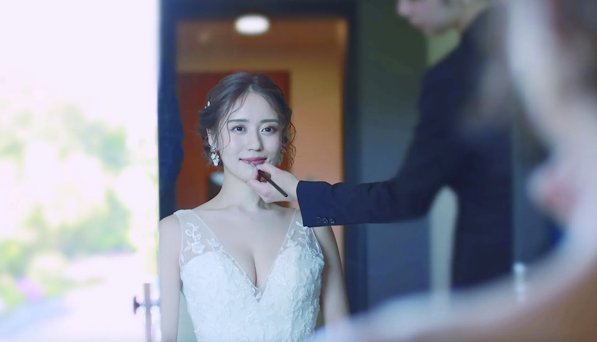 魅力を引き出すヘアメイクとスタイリング